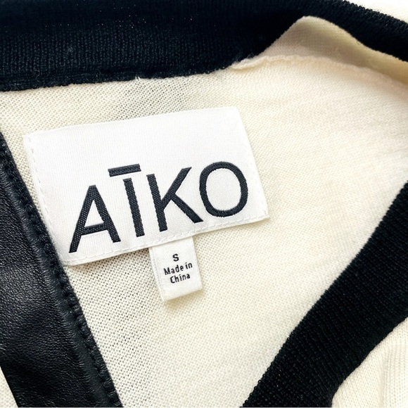 Aiko Catalina Color Block Split Back Sweater Size S - Picture 9 of 9